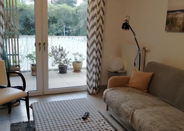 Domaine De La Lumiere *